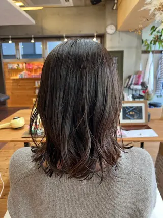 ミディアム BEACH　HAIR&NAIL所属・両国駅徒歩1分⭐️ アイロン仕上げのヘアスタイル