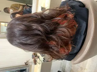 セミロング 嶋村夏実🌼レイヤー 🌸白髪ぼかしのヘアスタイル