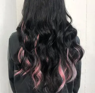 ロング カラー パーマ ヘアアレンジ 八巻 晴香のヘアスタイル