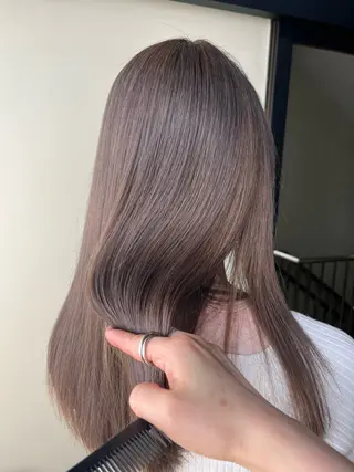 ロング カラー 似合わせハイトーン 🍯ayumi🍯のヘアスタイル