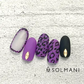 ネイル SOLMANI 予約担当のネイルデザイン