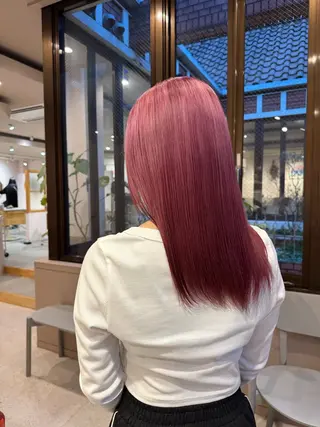 カラー AYATO 'のヘアスタイル