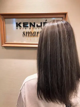 セミロング カラー rebo茅ヶ崎所属・神田 澪史のヘアスタイル