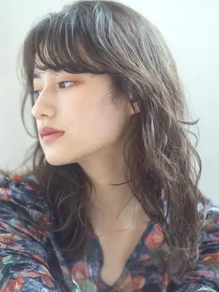 ミディアム カラー 🎀ハイトーン/レイ ヤー/Reina🎀のヘアスタイル