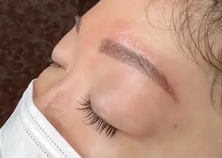 アイブロウ B's緑店 eyelist川上のエステ・リラクイメージ