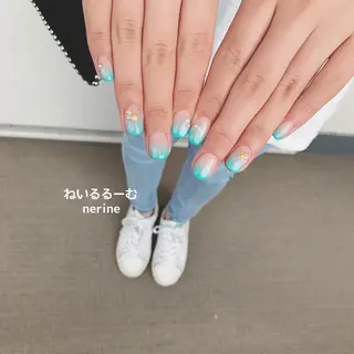 ネイル NAILST Naomiのネイルデザイン
