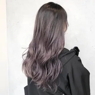 ロング カラー ヘアアレンジ ｲﾝﾅｰｶﾗｰ屋さん 🫧伊藤拓実のヘアスタイル