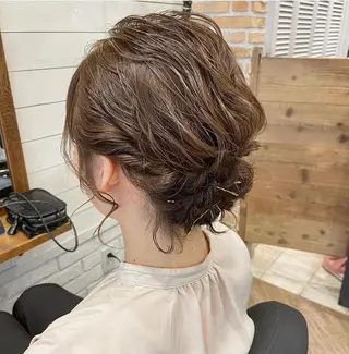 ショート ヘアアレンジ 🌟アレンジが似合う カラー🌟Rumiのヘアスタイル