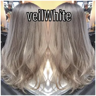 セミロング カラー ハイライト/ブリーチ バレイヤージュ関佳祐のヘアスタイル