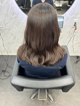 セミロング カラー 韓国艶カラー 🇰🇷💎MIUのヘアスタイル