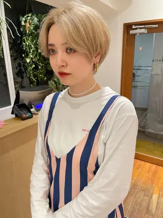 ショート カラー 小顔レイヤー×コンパ クトボブ/林隆平のヘアスタイル