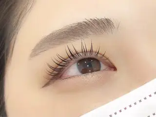 マツエク・マツパ eyelash Fiara by CYAN【フィアラバイシアン】所属・奥本 凜のマツエク・マツパデザイン