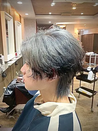 ショート カラー メンズ TAYA 心斎橋所属・山本 聖真のヘアスタイル