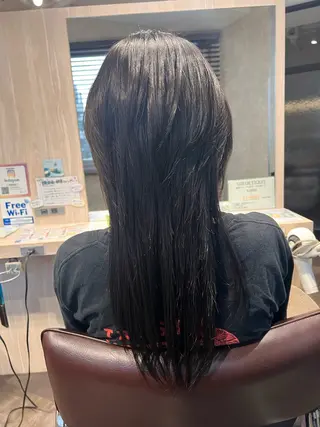 ロング 〆田 幸子のヘアスタイル