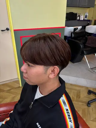 カラー メンズ 田中 魁人のヘアスタイル
