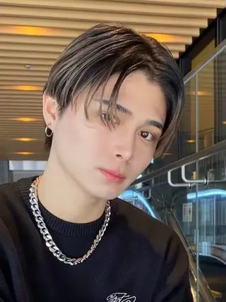 メンズ 🚨メンズ曲がる 縮毛矯正りおん🚨のヘアスタイル