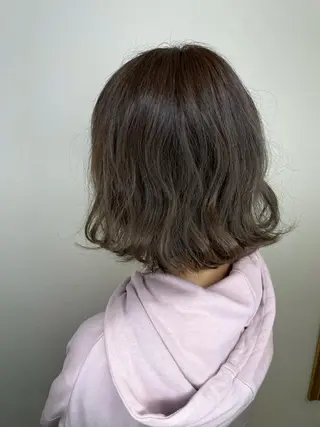 ミディアム 川畑 大地/波巻きパーマのヘアスタイル