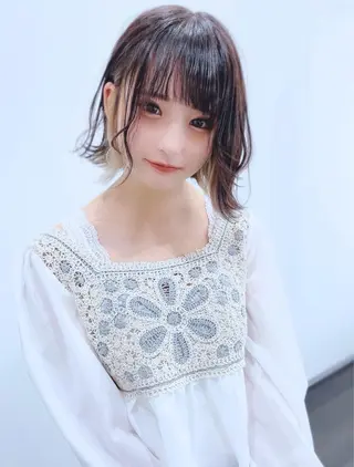 ミディアム カラー 柿本拓【全席完全個室 ログネオン】のヘアスタイル