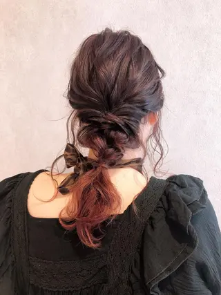 セミロング カラー ヘアアレンジ 雪本 愛のヘアスタイル