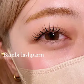 マツエク・マツパ SALON VILLAGE Jingumae 2nd.店所属・eyelist. AIのマツエク・マツパデザイン