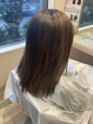 セミロング reve by first所属・小林 純一郎のヘアスタイル