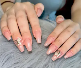 ネイル MADIA 横浜所属・池上 優希のネイルデザイン