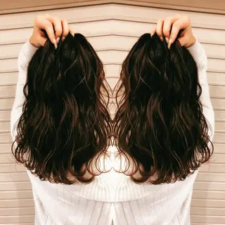 ロング パーマ 地毛風ストレート ⚡️下ノ村柊斗⚡️のヘアスタイル