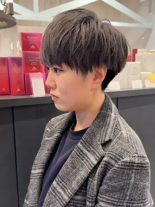 ショート メンズ 細沼 葵のヘアスタイル