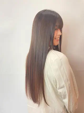 ロング 高山🐬髪質改善 池袋で縮毛矯正のヘアスタイル