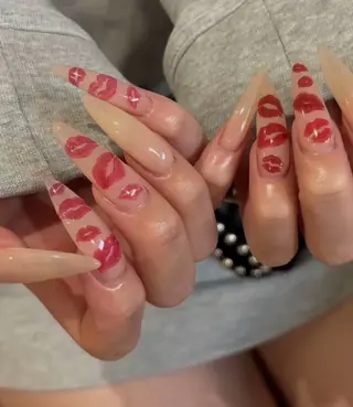 ロング OAK所属・OAK Nazunaのネイルデザイン