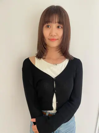 ミディアム カラー iet.所属・ウルフ/ボブ/耳ツボ ジュエリー◎ricoのヘアスタイル