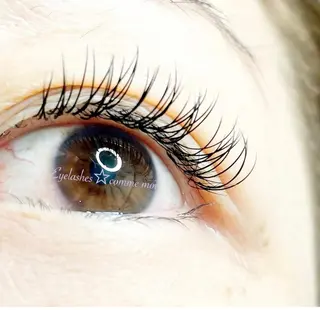 マツエク・マツパ hair lounge comme moi所属・TOMO☆ 高島平のマツエク・マツパデザイン