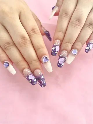 ネイル 五十嵐 美智のネイルデザイン