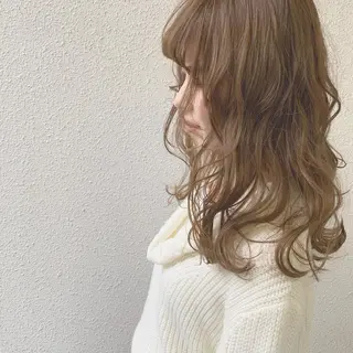 セミロング カラー インナーカラー/天神 ブリーチ/吉田のヘアスタイル