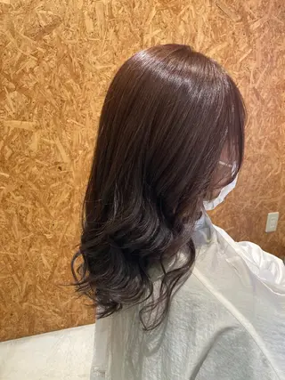 ロング カラー 折本 沙織のヘアスタイル