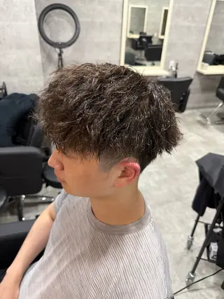 ショート メンズ アンダーバーホワイト上本町所属・園田 としきのヘアスタイル