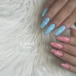 ネイル S♡JEWEL所属・S. JEWELのネイルデザイン