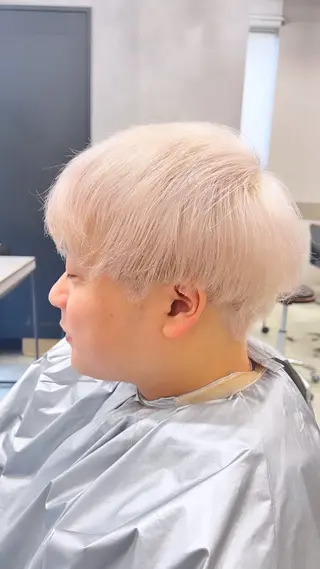 メンズ カラースペシャリスト ・齊藤 羽瑠輝のヘアスタイル