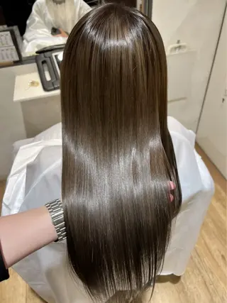 ロング 透明感カラー/ 個性派🩶LANAのヘアスタイル
