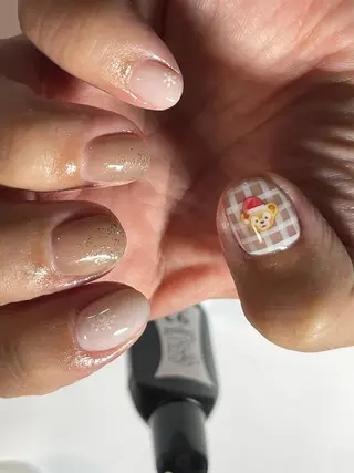 ショート カラー ネイル 松山 美由紀のネイルデザイン