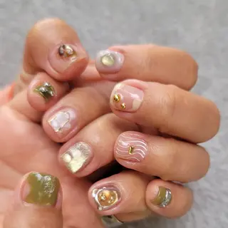 ネイル 🌲🌳🚪iiit o🌲🌳🌲のネイルデザイン