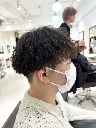 メンズ SALOWIN渋谷caldo店B1所属・岐津公太 メンズ縮毛矯正のプロのヘアスタイル