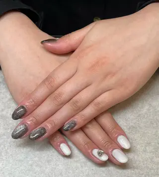 ネイル UnFLAIR KASUMIのネイルデザイン