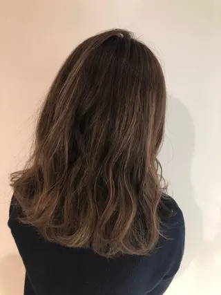 ミディアム カラー scene.池袋所属・scene. haraのヘアスタイル