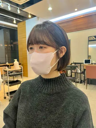 ショート カラー あやめ【顔まわり/レ イヤー/柔らかカラ】のヘアスタイル