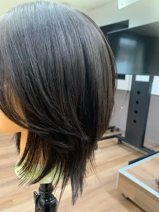 ミディアム ヘアアレンジ 長瀬遥姫❁⃘笹塚 インナーカラーのヘアスタイル