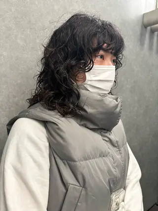 ミディアム 古沢 新のヘアスタイル