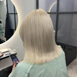セミロング カラー Ren. 🦋デザインカラーのヘアスタイル