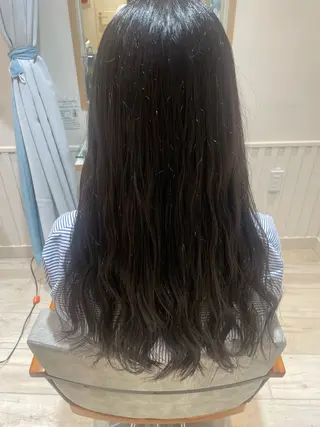 ロング カラー 大川 夏実のヘアスタイル