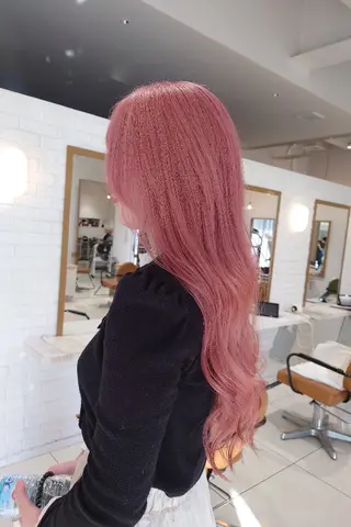 ロング 新潟ハイトーンカラー NO.1✨ 小川 巧のヘアスタイル